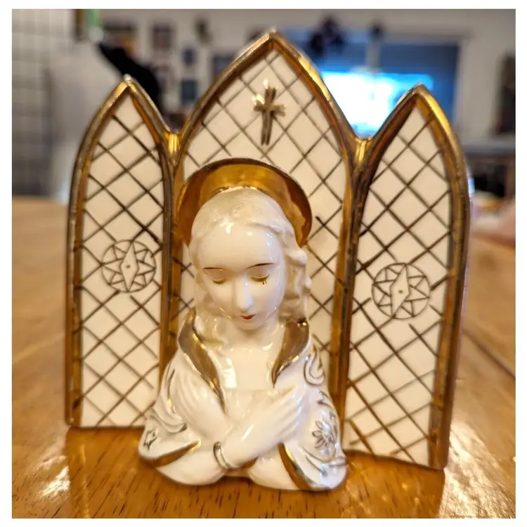 Vintage 1956 Lefton Virgin Mary Wall Pocket Planter Madonna Religious Catholic