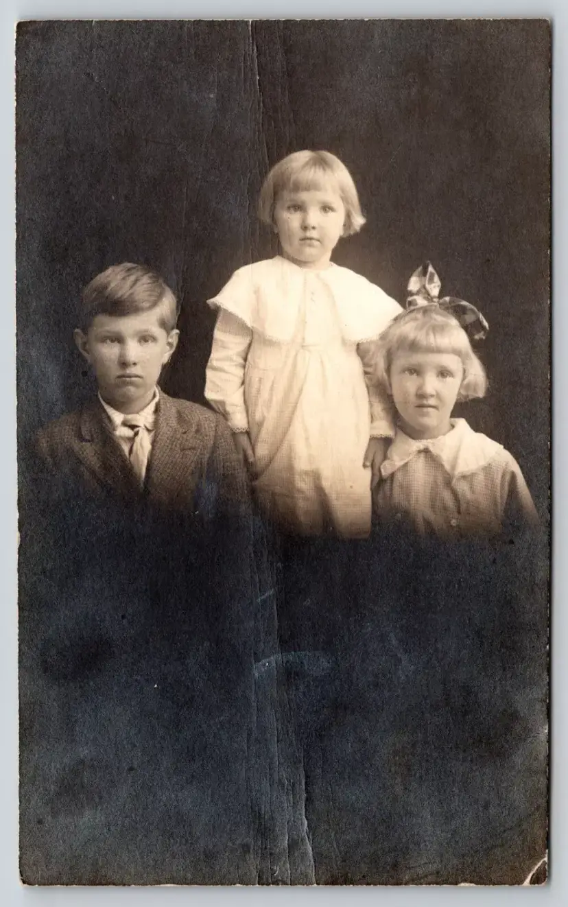 Postcard RPPC Brother and Sisters Silhouetted Real Photo Children Siblings -  9456
