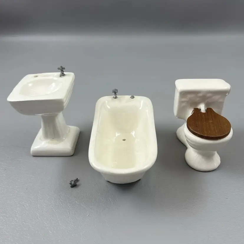 Lot Of 3 Pc Ceramic Doll Toy Furniture Bathroom Toilet Bathtub Sink 3"