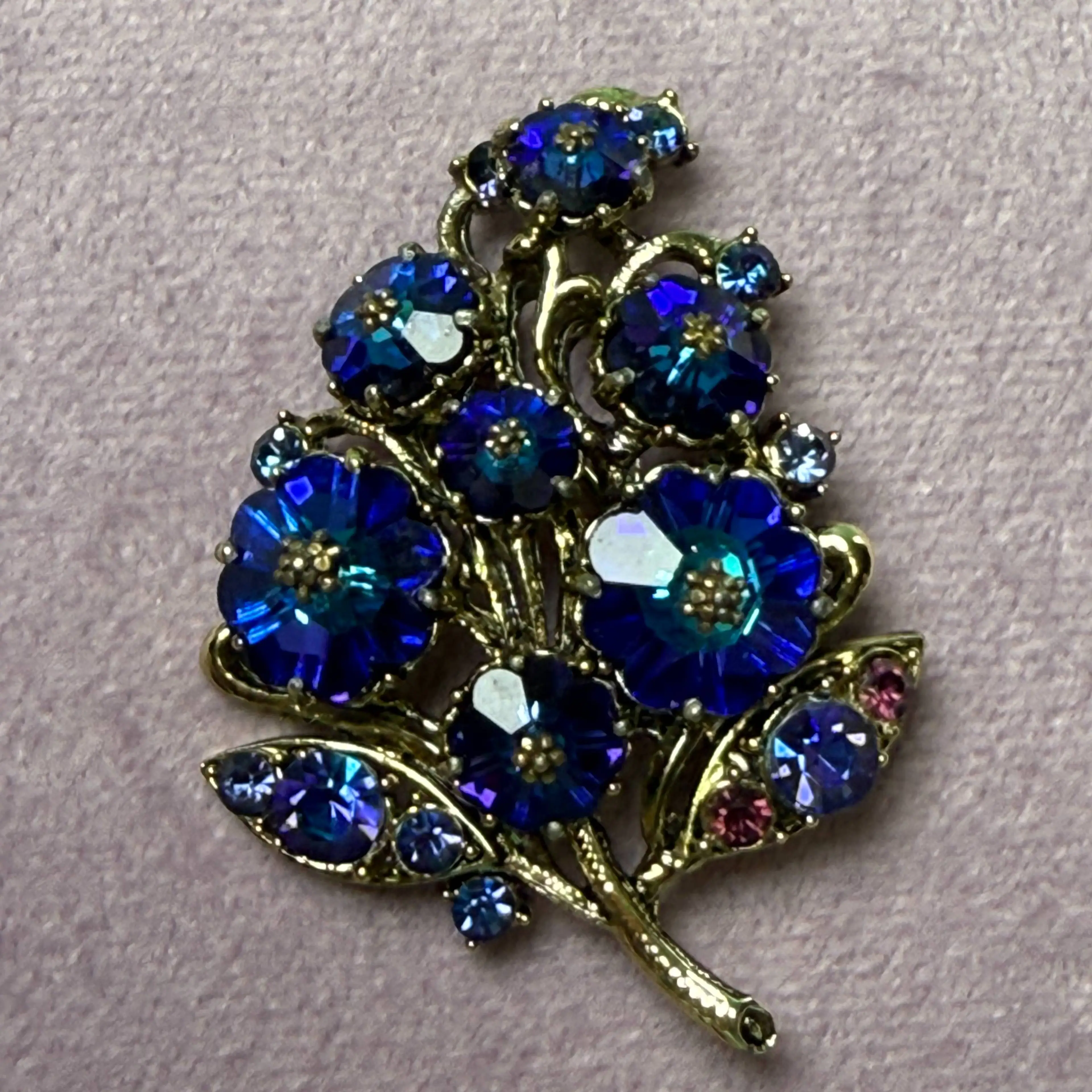 Image 4 of 4