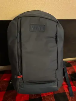 Yeti Crossroads 27L Carry On Backpack