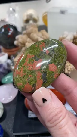UNAKITE PALM STONE 002
