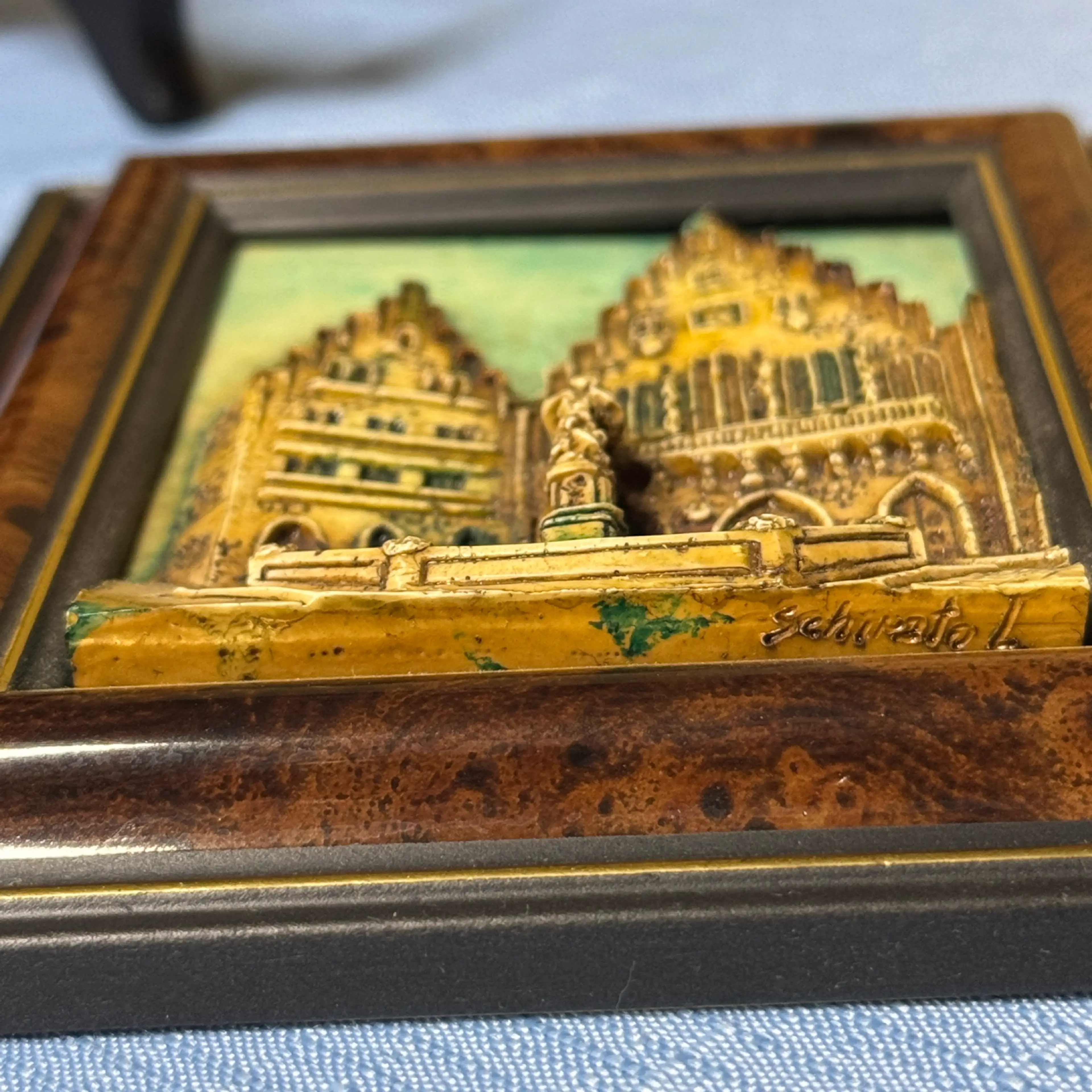 Image 3 of 10