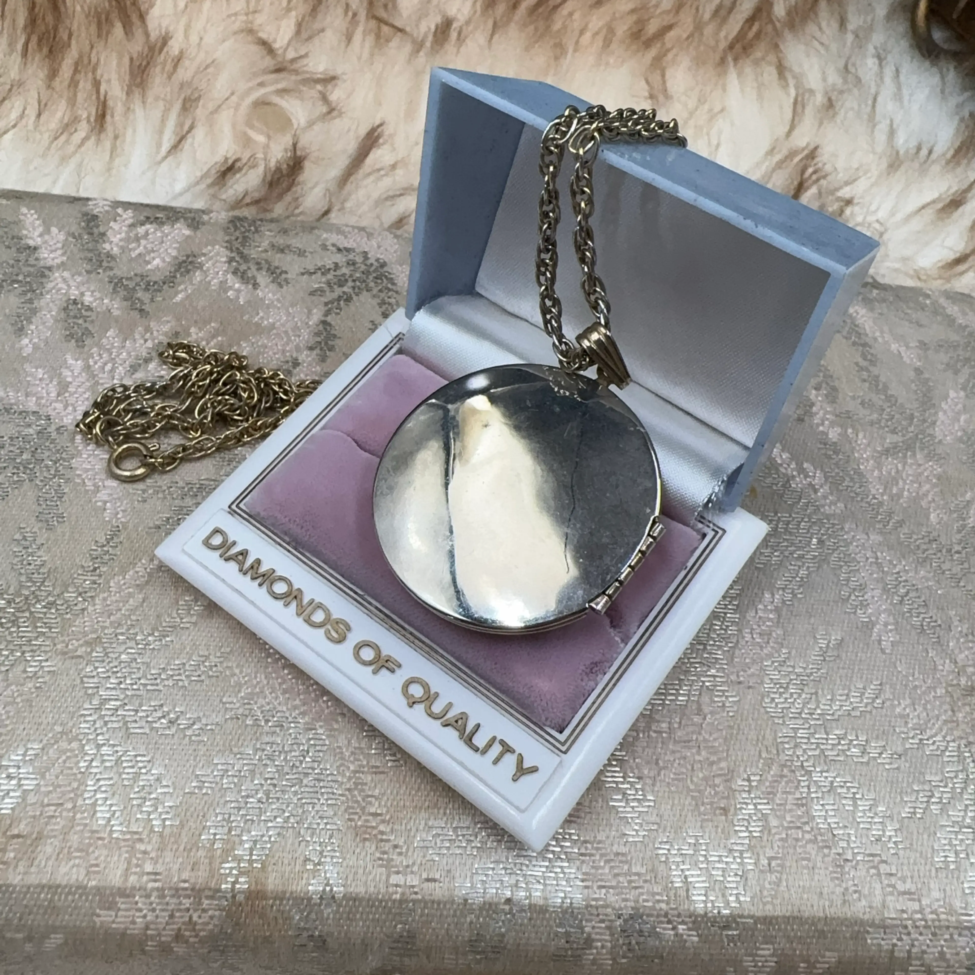 Image 4 of 6