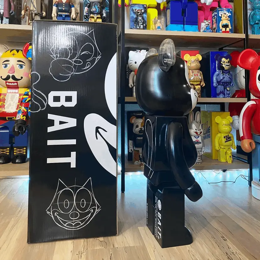Bearbrick 1000% Felix The Cat x Bait