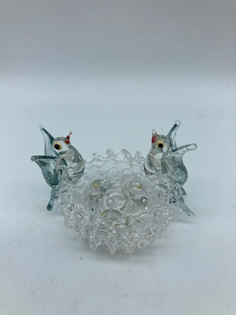 Cute Basket weave Lattice work, small Glass Dish with 2 blue birds and eggs in nest