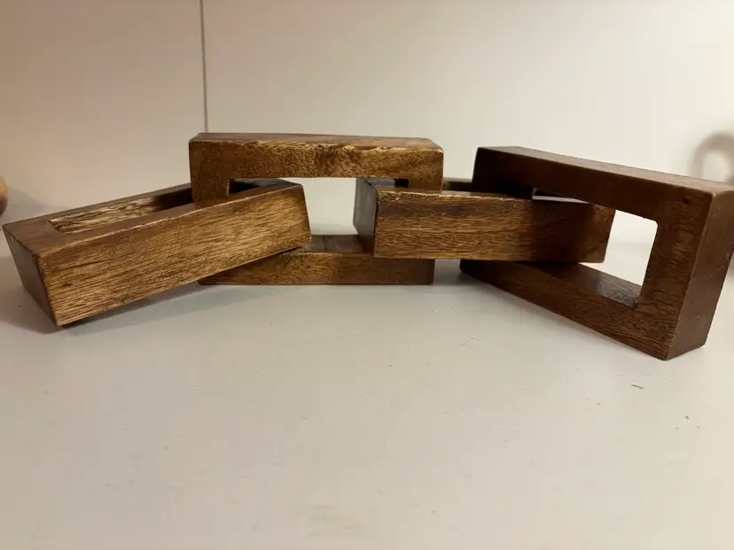 Rectangle Wood Chain