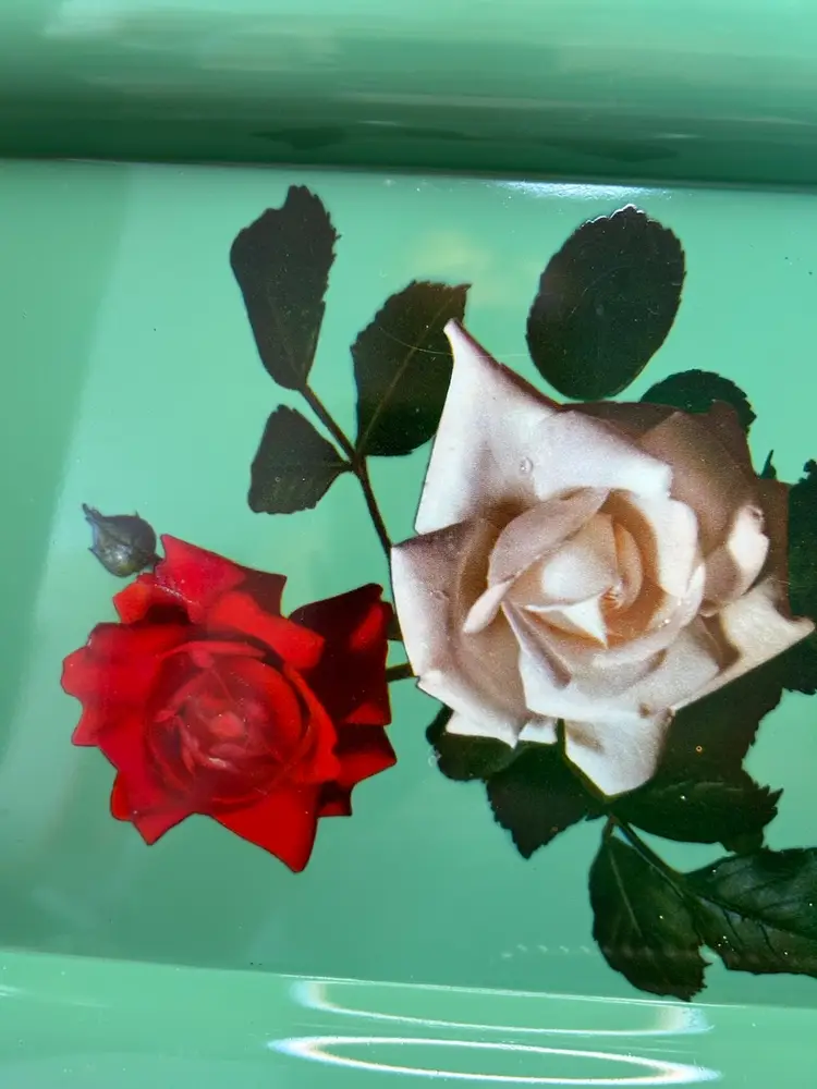 Vintage Green Serving Lap Tray With Red And White Rose @14x9 Couple Of Rust Spots On Underside