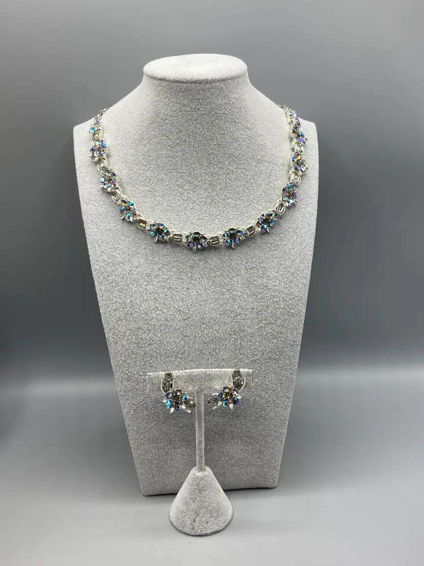 Vintage Lisner AB Stone Silvertone Necklace and Clip-on Earrings - READ