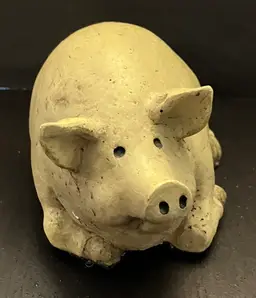 Pig Figurine Animal Statue Farmhouse Primitive Resting Shabby Farm