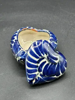 Talavera Mexico Ceramic Heart Trinket Dish Box w/ Lid Blue