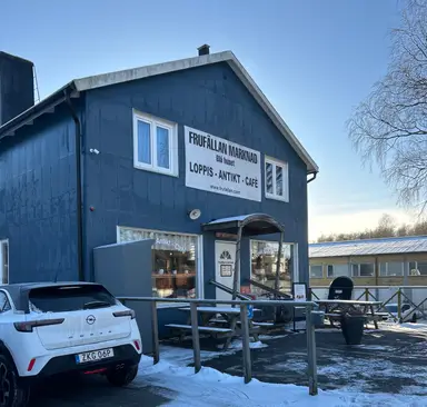 Shop w/In_Your_Vase At Frufällan Marknad