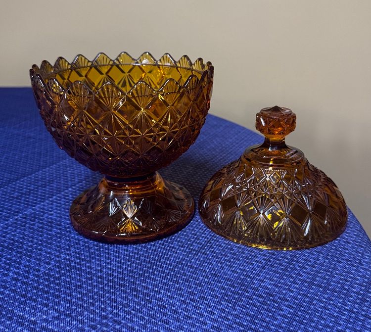 Fenton "Olde Virginia" amber glass covered candy dish 9” tall