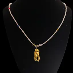 Signed Lauren Burch whimsical cat pendant necklace with seed beads/crystals