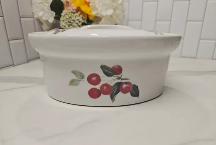 2 Quart Catherine Casserole Dish with Cover by BIA Cordon Bleu