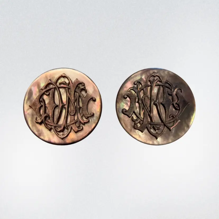 Antique Victorian Mother of Pearl 1.5” Cuff Links