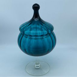 #0223 Teal blue Empoli ribbed glass candy dish with Circus Tent lid on pedestal 11” x 6”
