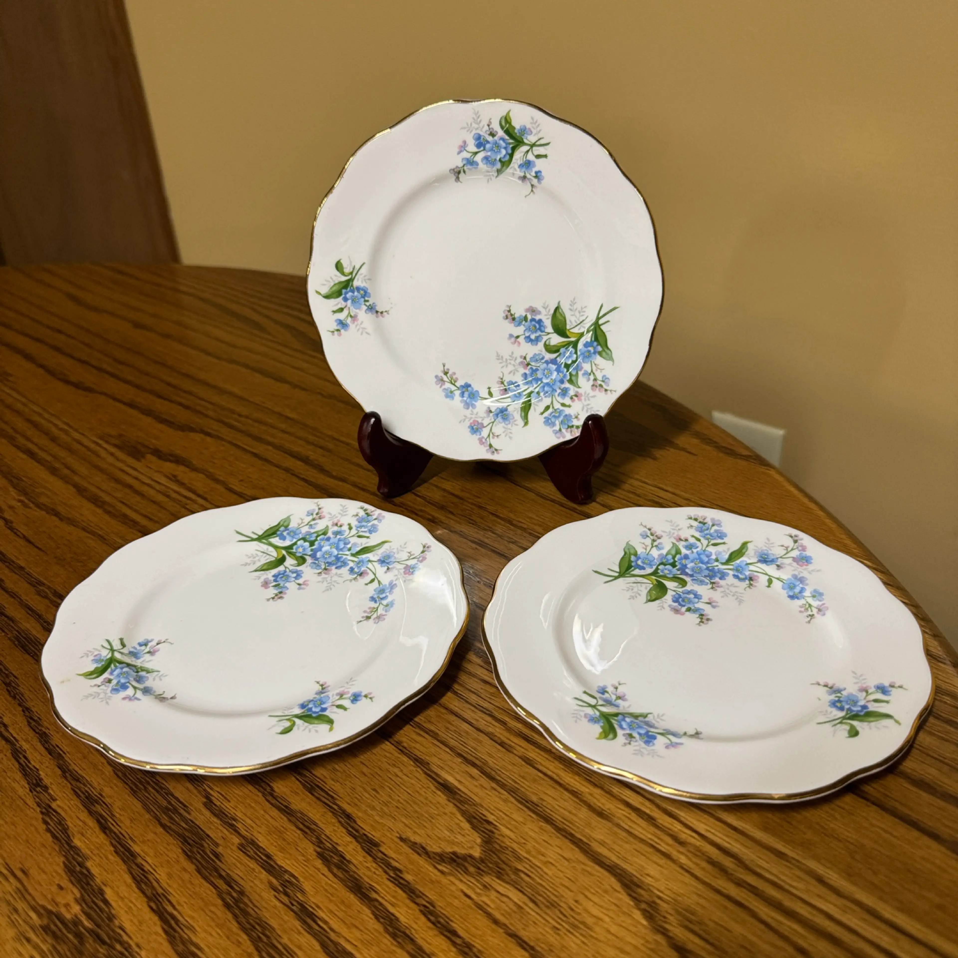 Image 1 of 6