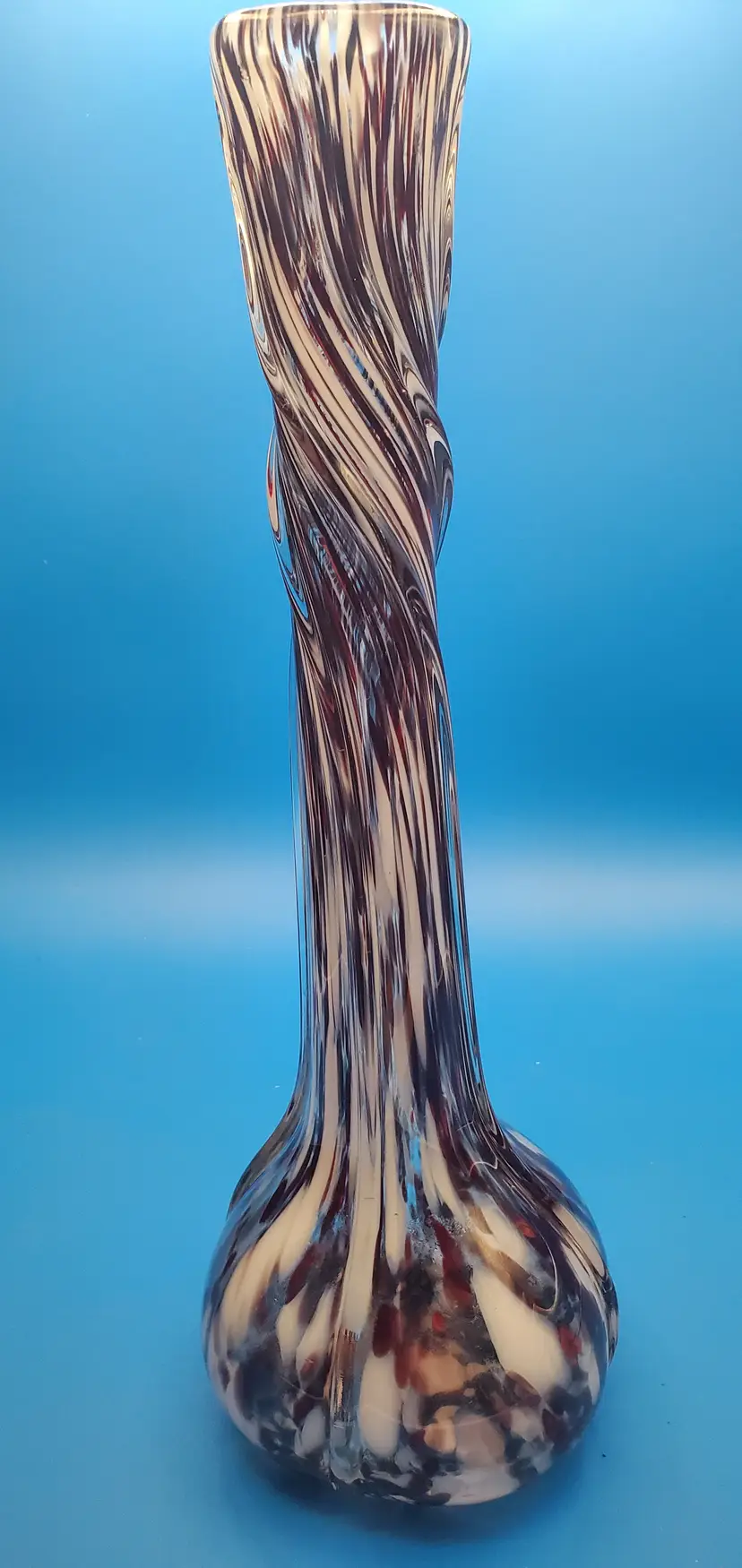 Vintage Twisted Bud Vase Amythst and White