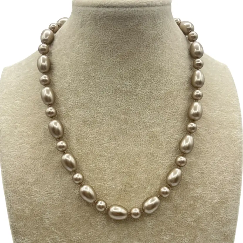 Monet Champagne Taupe Glass Pearl Toggle Clasp Gold Tone Necklace