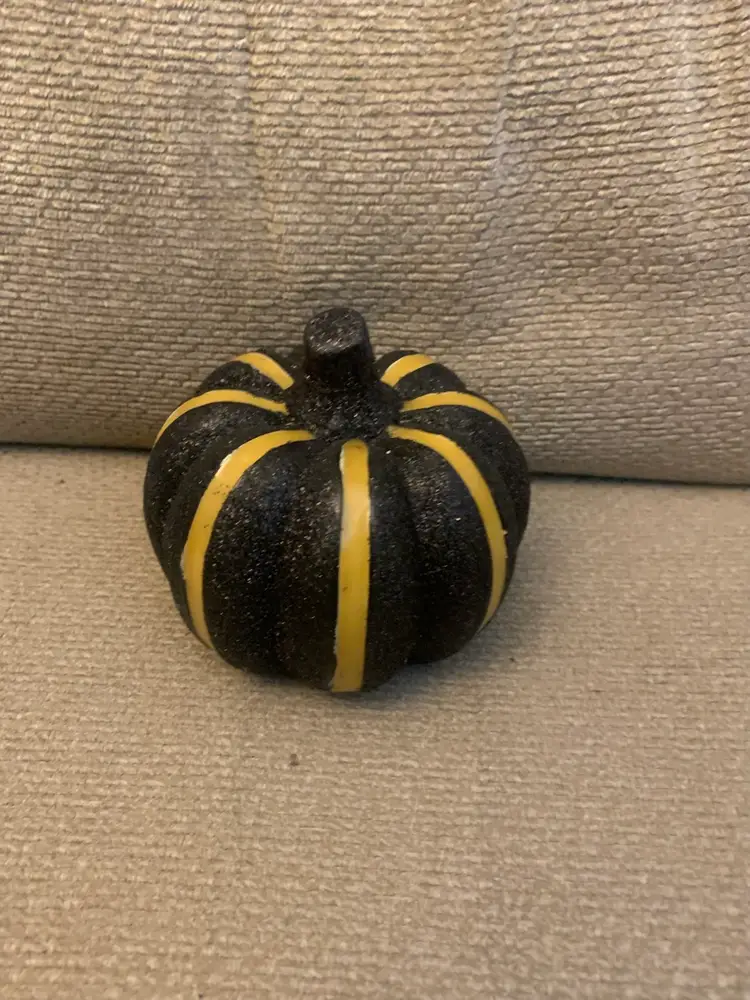 Black & Gold Pumpkin 3 3/4 X 3 1/4 Inches