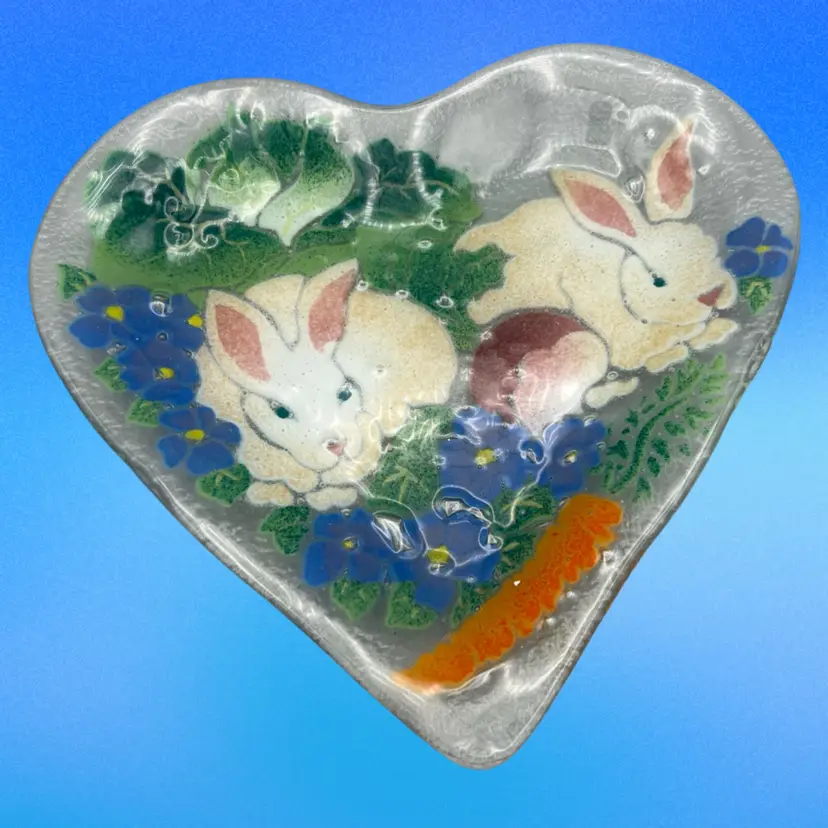 Peggy Karr Signed Heart Shaped Fused Glass Bunnies Flowers Vegetables 10”x 10”