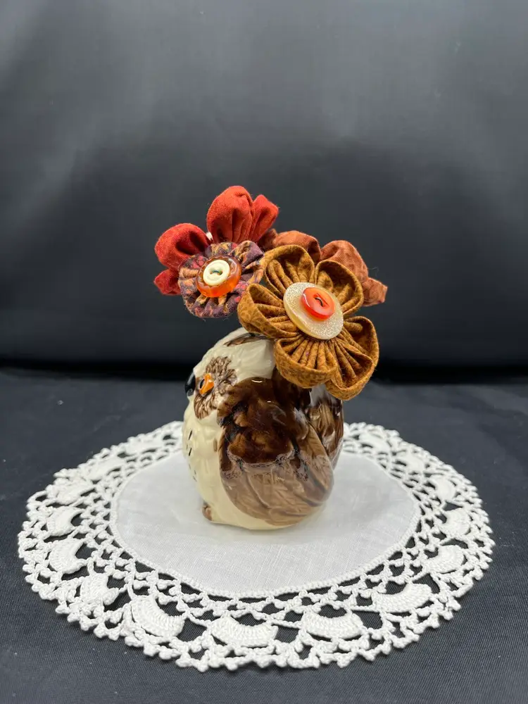 Made By Me Fabric And Button Flowers In An Owl Shaker (made In Japan) 5” X 3”