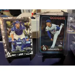Los Angeles Dodgers
Game 7 Heroes
Will Smith Cactus League Variation
Yoshinobu Yamamoto Chrome Rookie