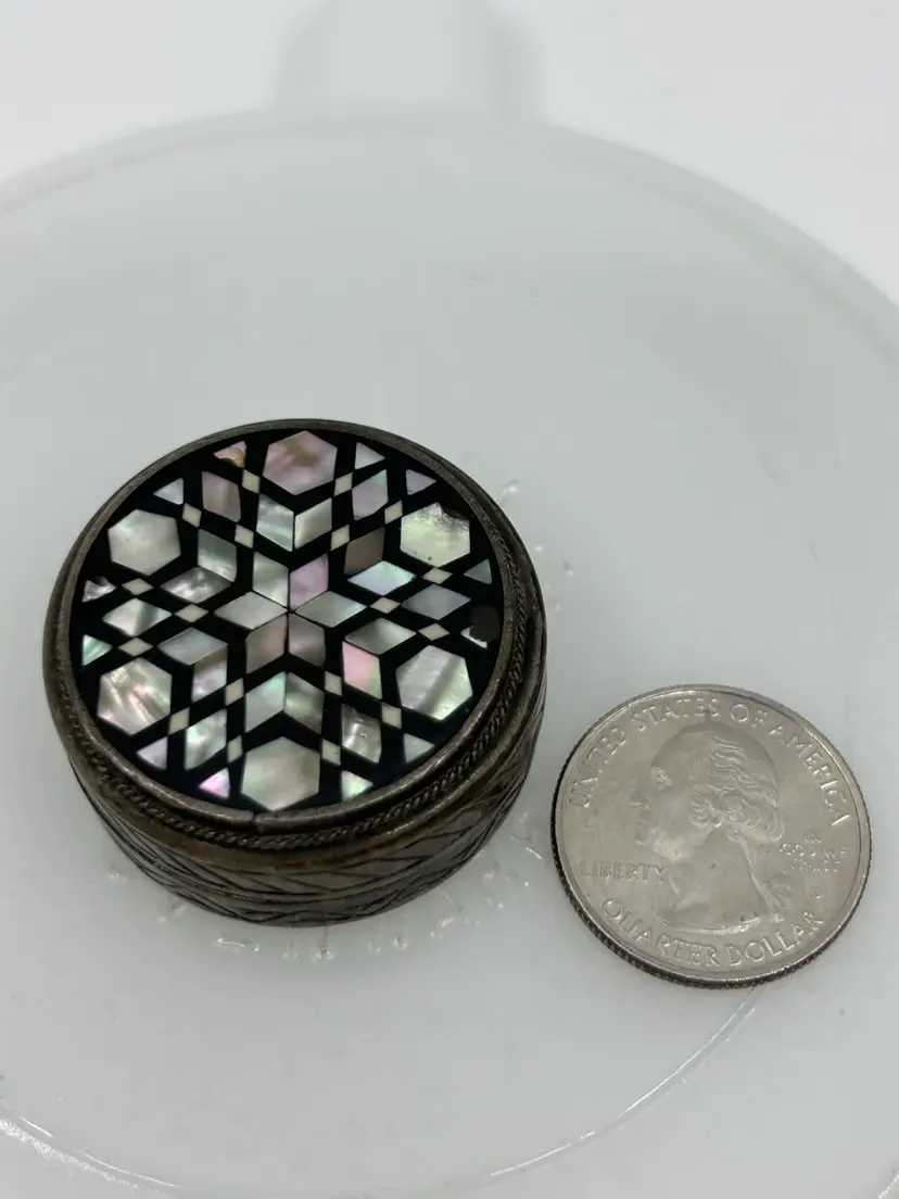 Vintage Silver Pill Box With Mother Of Pearl Inlay Lid