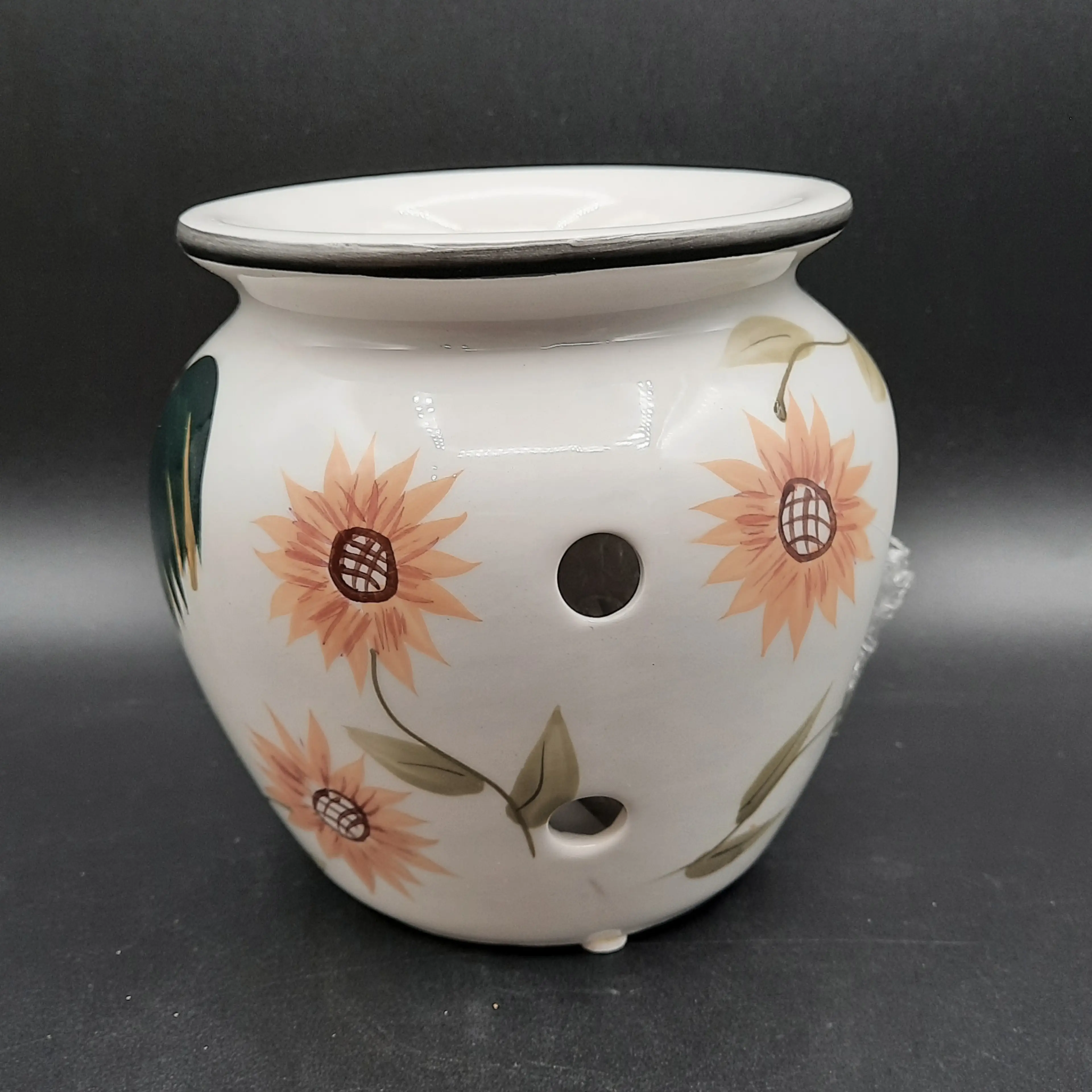 Image 4 of 12
