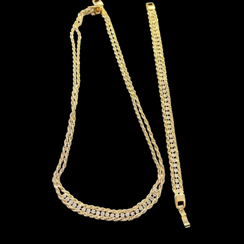 SALE! 25% Off! Necklace And Bracelet Set With Rhinestones