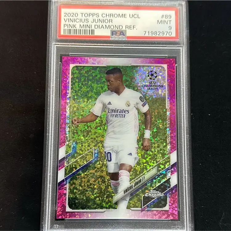 2020-21 Topps Chrome Pink Diamonds Vinicius Junior /175 - PSA 9