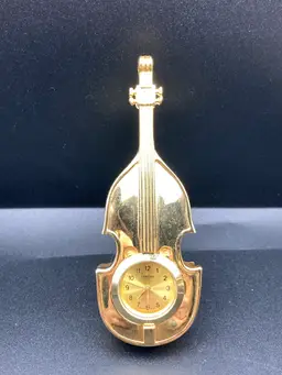 Miniature Clock Geneva Boy Quartz Japan Movement (4” Tall 1 1/4” Wide READ Needs A Battery UNTESTED Face Falls Out Easily)