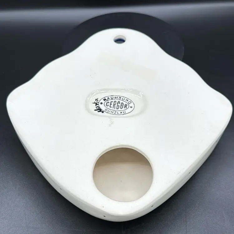 POLISH POTTERY FLORAL WALL POCKET 6” X 6” Crazing