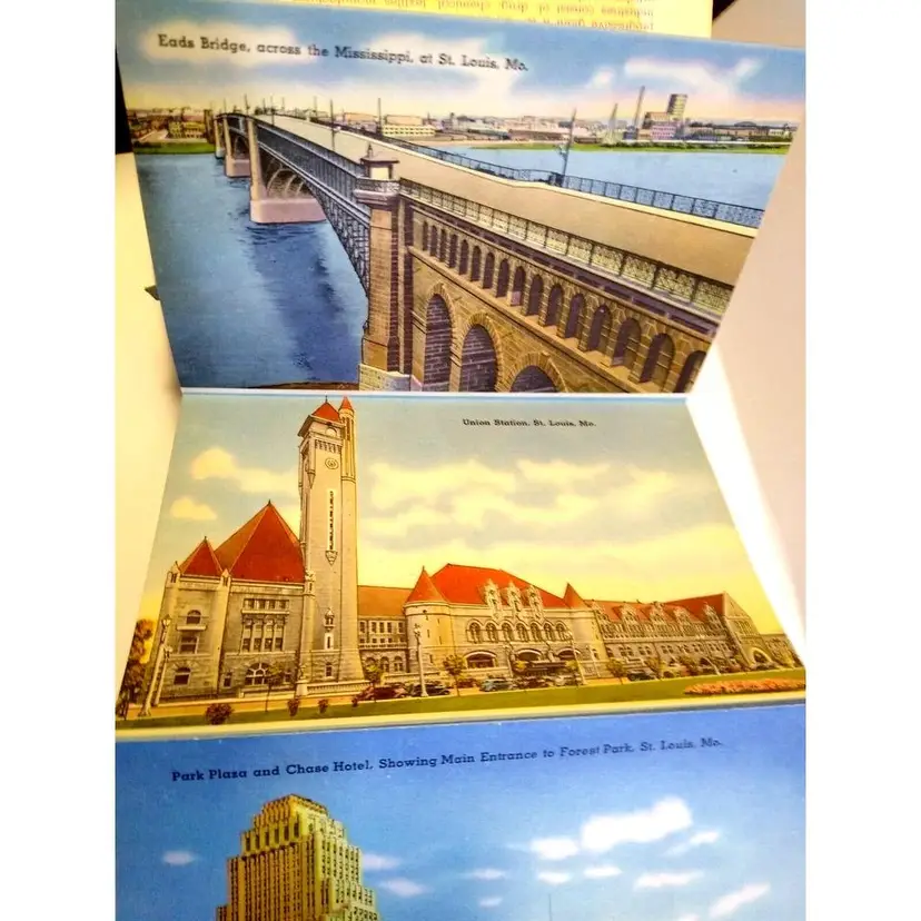 St Louis Missouri Postcard Folder UNUSED Greetings From Linen Vintage 18 Images