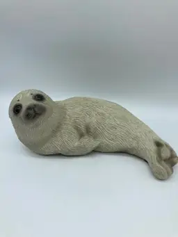 Vintage Sandicast White Harp Seal Figurine Statue Sandra Brue 1981 7" Sculpture