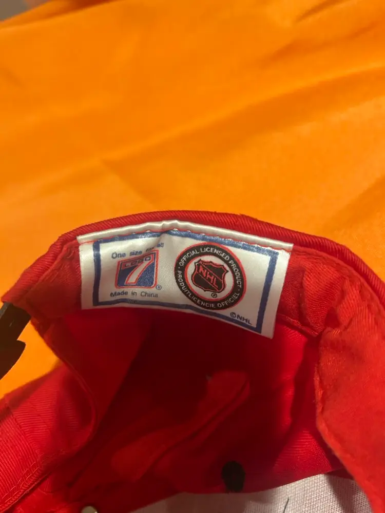 VTG Detroit Red Wings Snapback Hat NHL Hockey Logo 7 Red Black Cap