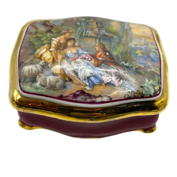 Limoges France Elegant Jewelry or Trinket Box - Hand Painted *read