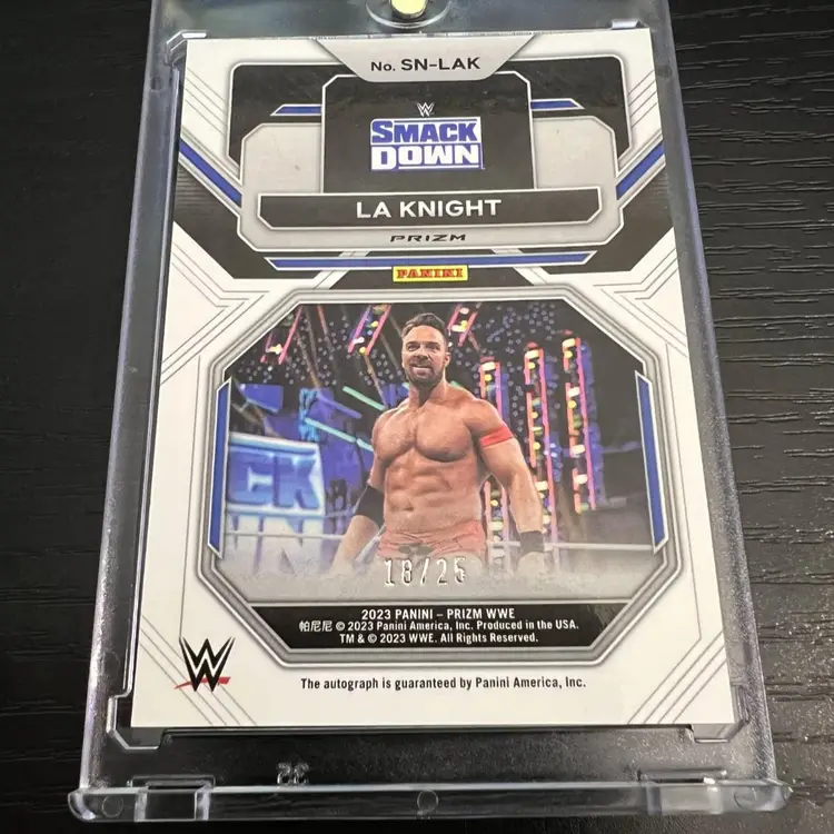 WWE 2023 Prizm LA Knight Mojo Auto 18/25
