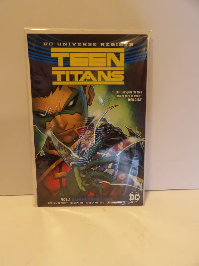 * DC Universe Rebirth Teen Titans Vol 1 - Damian Knows Best (2017) DC Comics