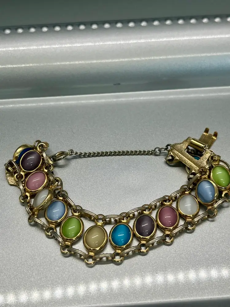 Vintage 1960’s Satin Glass Multi Color Cabochon Stone Gold Tone Bracelet.