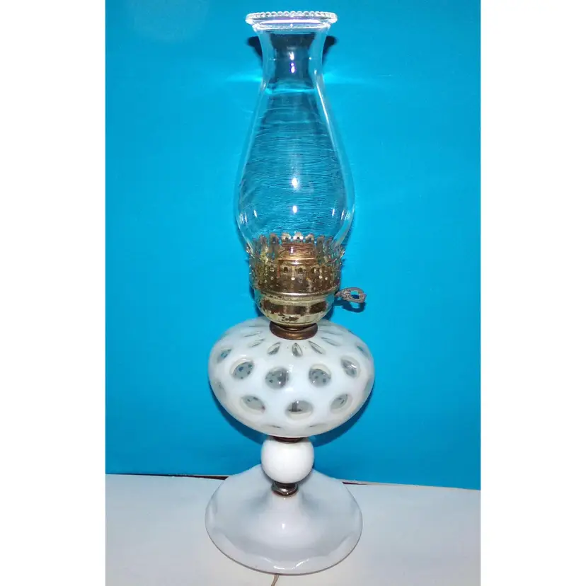 Vintage Fenton French Opalescent Coin Dot & Milk Glass Lamp. VERY RARE! WORKS!