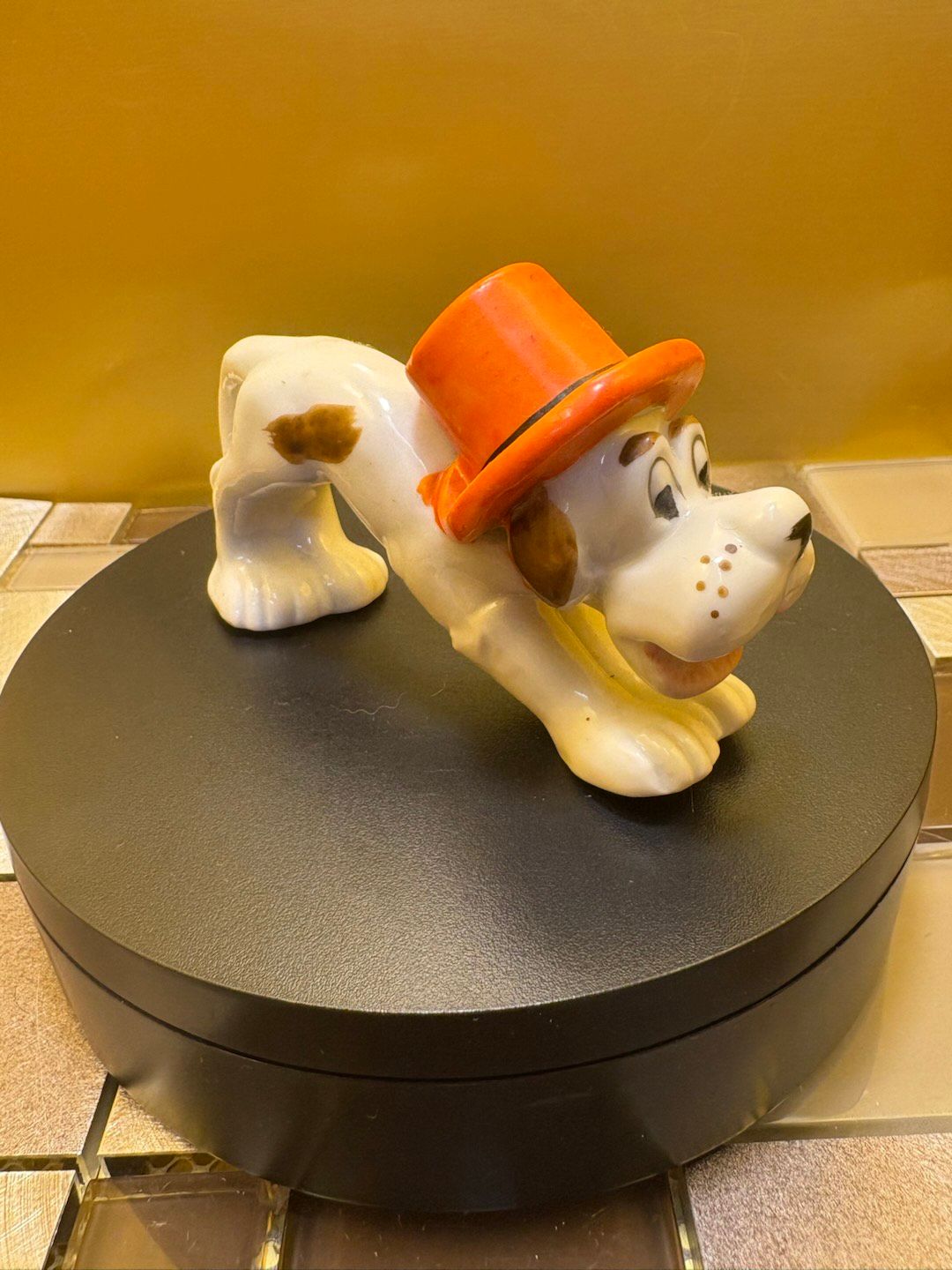 Niknax · Vintage Occupied Japan Hound In A Hat Hillbilly Looking