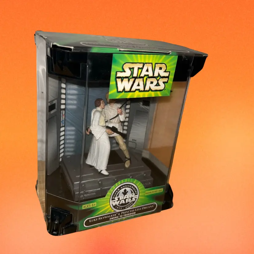 Star Wars silver anniversary Luke Skywalker and Princess Leia organa swing to freedom 1977 to 2002