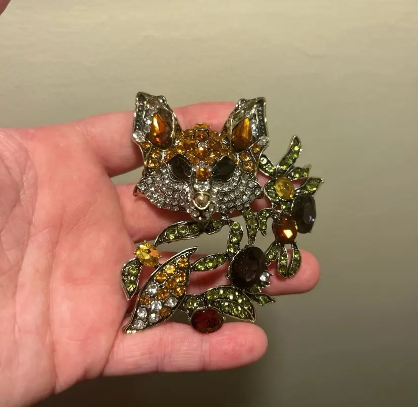 Large Rhinestone Fox Brooch