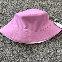 Lululemon NWT Both Ways Bucket Hat