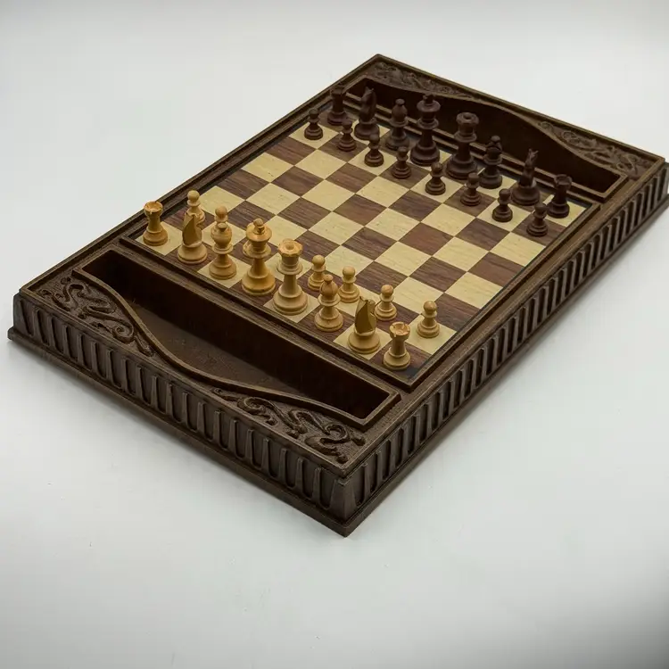 Vintage Pleasantime Pacific Game Old World Faux Wood Chess Tablette Complete Set W/ Original Box Model #1030