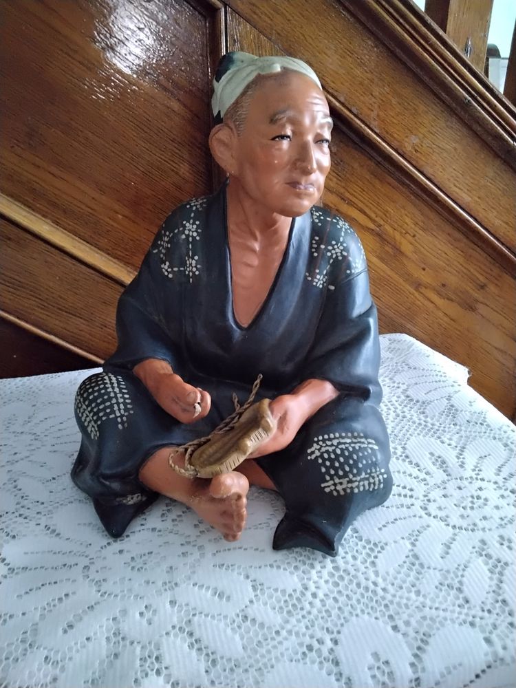 Vintage Urasaki Hakata Ceramic Figurine Doll Rare