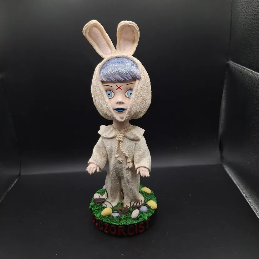 Living Dead Dolls EGGZORCIST Head Knockers Hand Painted Bobble Head 2002