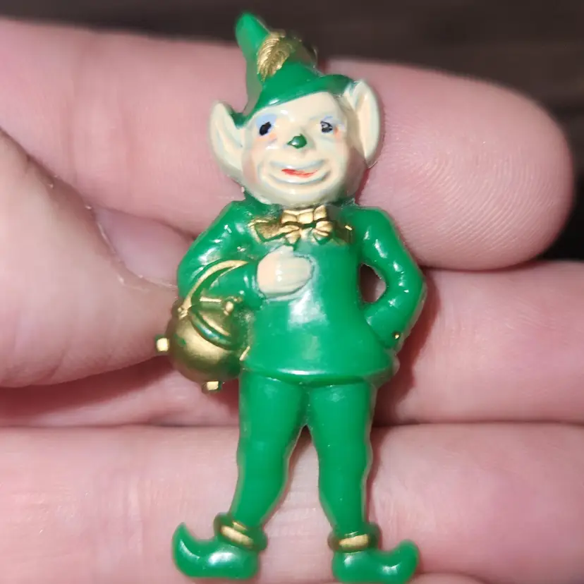 Weirdo St Patrick's Elf Pixie Leprechaun Pin
